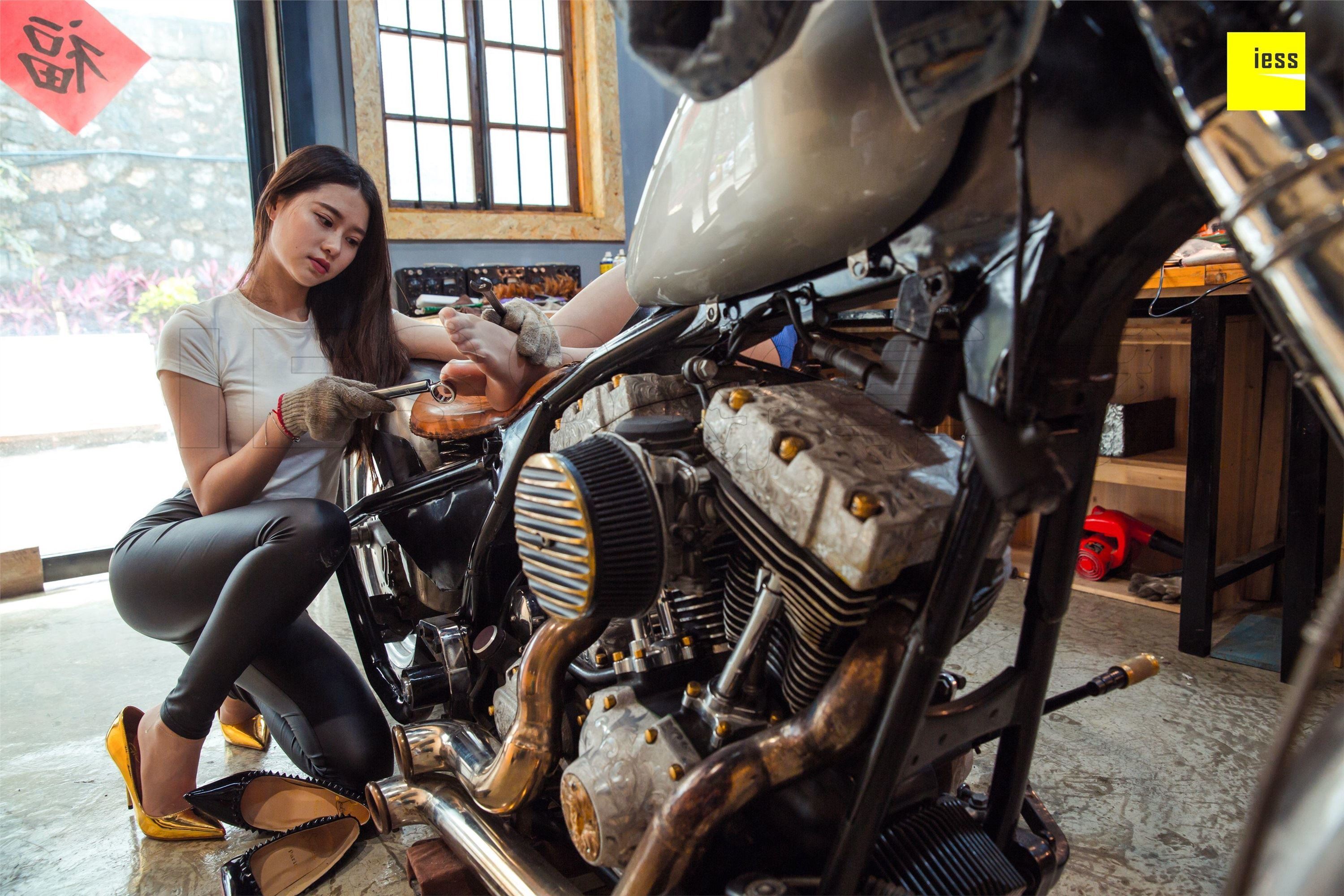 IESS异思趣向  2018.06.13《魔鬼周三》特刊23期：《典藏级机车之恋Ⅱ》DJ&佳佳